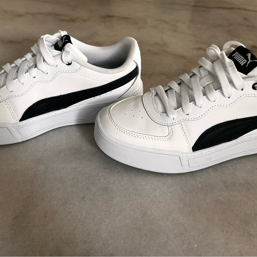 Puma Skye Women’s Classic White and Black Sneakers